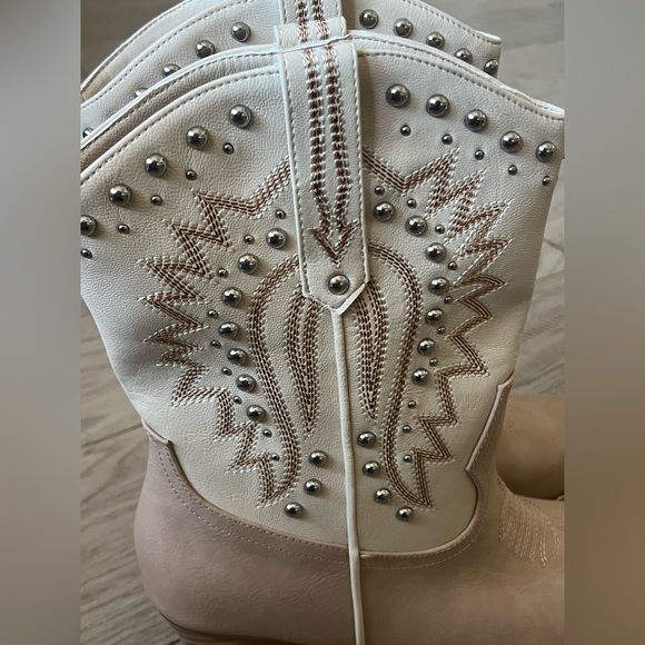 Dolce Vita Aledo Sand Multi Suede Studded Mid-Calf Western Boots - Picture 10 of 13